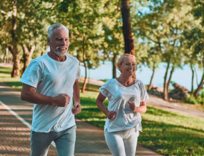 What’s the Best Diet for Seniors to Stay Strong?